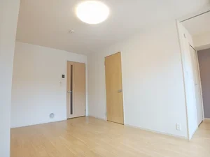 のマンスリーマンション・ウィークリーマンション「カサ・ヴィアーレⅡ 102・洋室(No.1174722)」メイン画像