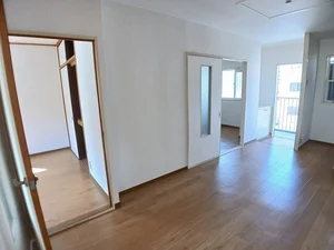 のマンスリーマンション・ウィークリーマンション「サンライズ青山 205・洋室(No.1175016)」メイン画像