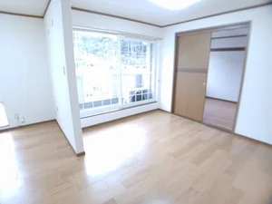 のマンスリーマンション・ウィークリーマンション「ブルーマウンテンⅢ 201・洋室(No.1175063)」メイン画像