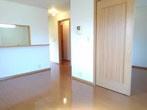 のマンスリーマンション・ウィークリーマンション「アルト　ウンド　ユング 203・洋室(No.1175219)」メイン画像