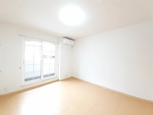 のマンスリーマンション・ウィークリーマンション「カサ・デル・ソル 202・洋室(No.1175354)」メイン画像