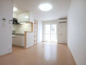 のマンスリーマンション・ウィークリーマンション「アメージング　レジデンス 102・洋室(No.1175395)」メイン画像