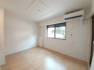 のマンスリーマンション・ウィークリーマンション「カーサベルデⅠ 101・洋室(No.1175605)」メイン画像