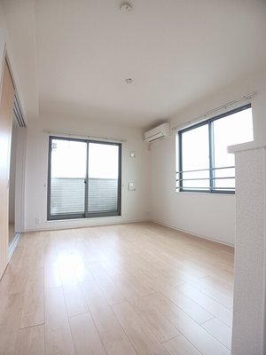 のマンスリーマンション・ウィークリーマンション「クリント　ブライアント　３号館 306・洋室(No.1175669)」メイン画像