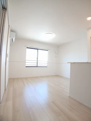 のマンスリーマンション・ウィークリーマンション「ヒカルサ和歌山本町 302・洋室(No.1175940)」メイン画像