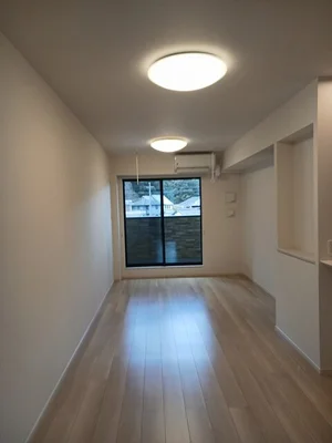 のマンスリーマンション・ウィークリーマンション「ソル・ステラ　Ⅲ 203・洋室(No.1175963)」メイン画像