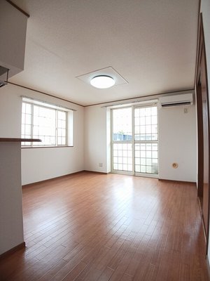 和歌山県のマンスリーマンション・ウィークリーマンション「ソレアード・パレⅠ 201・洋室(No.1176083)」メイン画像
