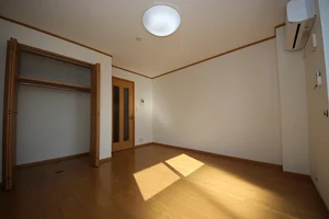 鳥取県の大東建託リーシング株式会社のマンスリーマンション・ウィークリーマンション「エスポワール宮本 205・洋室(No.1176166)」メイン画像