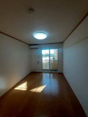 のマンスリーマンション・ウィークリーマンション「ラ・メゾン・アンソレイエⅡ 102・洋室(No.1176193)」メイン画像