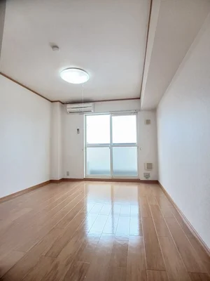 のマンスリーマンション・ウィークリーマンション「ベルラフィーネ 201・洋室(No.1176205)」メイン画像