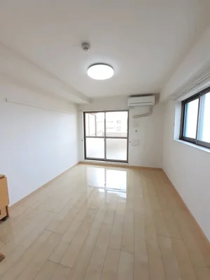 のマンスリーマンション・ウィークリーマンション「メゾン　ラフィネ 306・洋室(No.1176422)」メイン画像