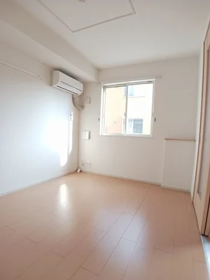 岡山市のマンスリーマンション・ウィークリーマンション「プリムローズ　うえまつ 102・洋室(No.1176463)」メイン画像