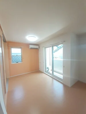 のマンスリーマンション・ウィークリーマンション「ケーズコート　Ⅲ 201・洋室(No.1176614)」メイン画像