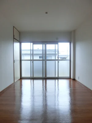 のマンスリーマンション・ウィークリーマンション「シティハイツ平松 205・洋室(No.1176967)」メイン画像