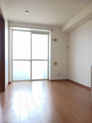 のマンスリーマンション・ウィークリーマンション「メゾン・ドゥ・コリーヌＢ 201・洋室(No.1177055)」メイン画像