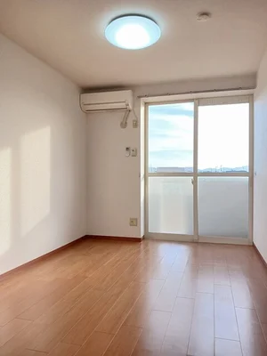 岡山市中区のマンスリーマンション・ウィークリーマンション「ひまわり 201・洋室(No.1177088)」メイン画像