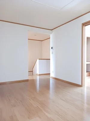 のマンスリーマンション・ウィークリーマンション「ヴィラ　フォーレスト　Ａ 201・洋室(No.1177176)」メイン画像