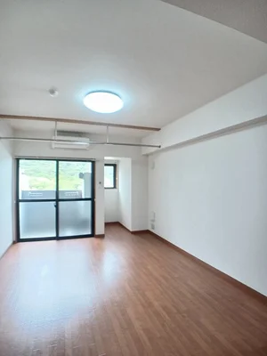 栗林公園北口駅（香川県）のマンスリーマンション・ウィークリーマンション「グレース栗林 503・洋室(No.1177321)」メイン画像