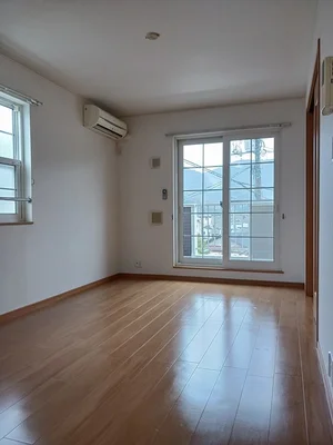 のマンスリーマンション・ウィークリーマンション「ウエストファーム　カタカミ 201・洋室(No.1177329)」メイン画像