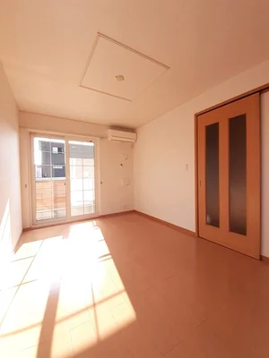 岡山県のマンスリーマンション・ウィークリーマンション「ベル　アルカンシエル　Ａ 102・洋室(No.1177396)」メイン画像