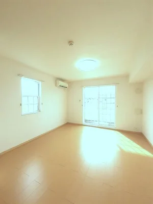 香川県のマンスリーマンション・ウィークリーマンション「レクサス　Ｅ 101・洋室(No.1177488)」メイン画像