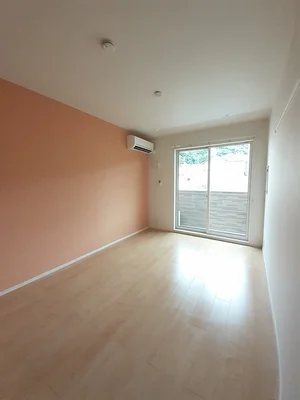 のマンスリーマンション・ウィークリーマンション「フィオーレ・タチバナＢ 102・洋室(No.1177762)」メイン画像