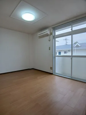 愛媛県のマンスリーマンション・ウィークリーマンション「ドミール・マイン 205・洋室(No.1177916)」メイン画像