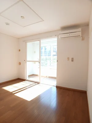 のマンスリーマンション・ウィークリーマンション「ブルック　サイドＢ 102・洋室(No.1178238)」メイン画像