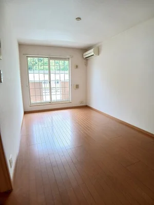 広島県のマンスリーマンション・ウィークリーマンション「リヴァーグレイスＢ 203・洋室(No.1178252)」メイン画像