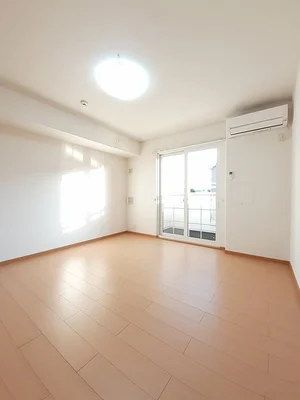 のマンスリーマンション・ウィークリーマンション「カルム　サンリットＡ　Ⅱ 103・洋室(No.1178319)」メイン画像