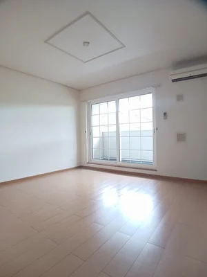 のマンスリーマンション・ウィークリーマンション「リヴァーサイド意宇Ⅵ 202・洋室(No.1178346)」メイン画像