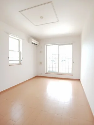 のマンスリーマンション・ウィークリーマンション「セリ－ノ・カ－サ　Ｂ 201・洋室(No.1178357)」メイン画像