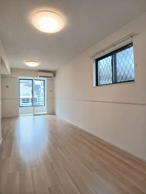 伊予郡松前町のマンスリーマンション・ウィークリーマンション「ポプラⅠ 101・洋室(No.1178729)」メイン画像