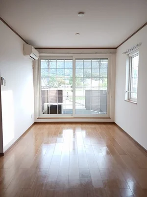 のマンスリーマンション・ウィークリーマンション「プリムローズ　Ｂ 202・洋室(No.1178962)」メイン画像