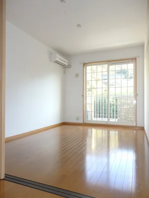 のマンスリーマンション・ウィークリーマンション「コート　ジヴェルニー 104・洋室(No.1179078)」メイン画像