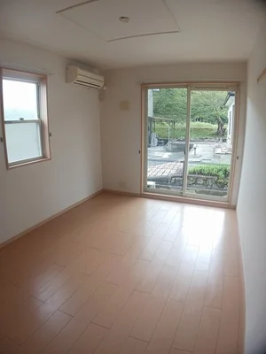 のマンスリーマンション・ウィークリーマンション「カーサセレノ　弐番館 101・洋室(No.1179238)」メイン画像