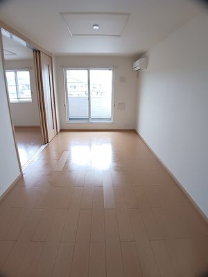 中島駅（広島県）のマンスリーマンション・ウィークリーマンション「サニーウエル　ヴィラ 203・洋室(No.1179327)」メイン画像
