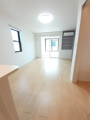 山口県のマンスリーマンション・ウィークリーマンション「ＢＥＳＴ　ＨＯＵＳＥ　Ⅵ 201・洋室(No.1179525)」メイン画像