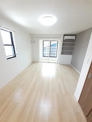 下松市のマンスリーマンション・ウィークリーマンション「ノイ・リュミエール　Ⅰ 201・洋室(No.1179562)」メイン画像