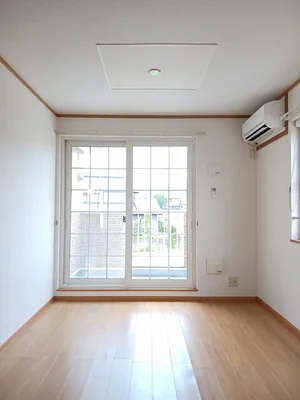 のマンスリーマンション・ウィークリーマンション「リーオ・ピーノ 201・洋室(No.1180095)」メイン画像