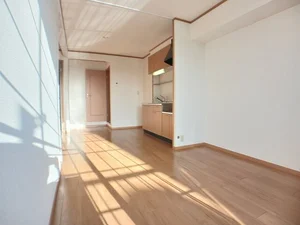 のマンスリーマンション・ウィークリーマンション「エスポワール吉田Ⅲ 201・洋室(No.1180149)」メイン画像