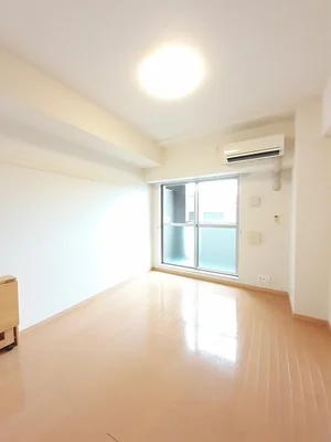 のマンスリーマンション・ウィークリーマンション「ラフィーネ不動　湯田 204・洋室(No.1180410)」メイン画像