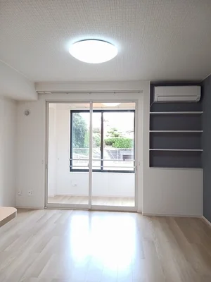 のマンスリーマンション・ウィークリーマンション「レジデンス　宝町 102・洋室(No.1180788)」メイン画像