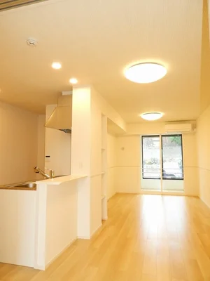 山口県のマンスリーマンション・ウィークリーマンション「ベローグロリオサⅤ　Ａ 101・LDK(No.1180842)」メイン画像