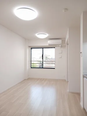 新下関駅（山口県）のマンスリーマンション・ウィークリーマンション「アミリー伊倉本町 202・洋室(No.1180939)」メイン画像