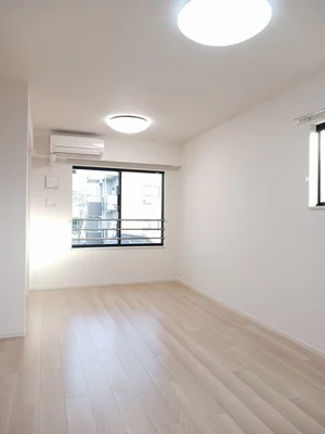 のマンスリーマンション・ウィークリーマンション「アミリー伊倉本町 201・洋室(No.1180940)」メイン画像