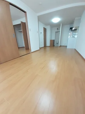 久留米市東合川（福岡県）のマンスリーマンション・ウィークリーマンション「リバーサイドＭＹ 101・洋室(No.1180987)」メイン画像