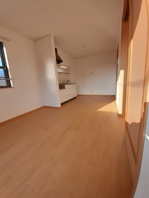 のマンスリーマンション・ウィークリーマンション「ラミアカ－メラ　ドゥエ 201・洋室(No.1181253)」メイン画像