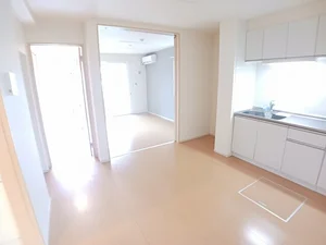 のマンスリーマンション・ウィークリーマンション「カーサ・アリエッタＢ 101・洋室(No.1181453)」メイン画像