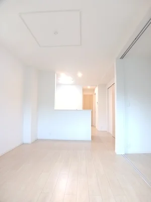 福岡県のマンスリーマンション・ウィークリーマンション「ストロベリー　フィールズＢ 203・洋室(No.1181570)」メイン画像